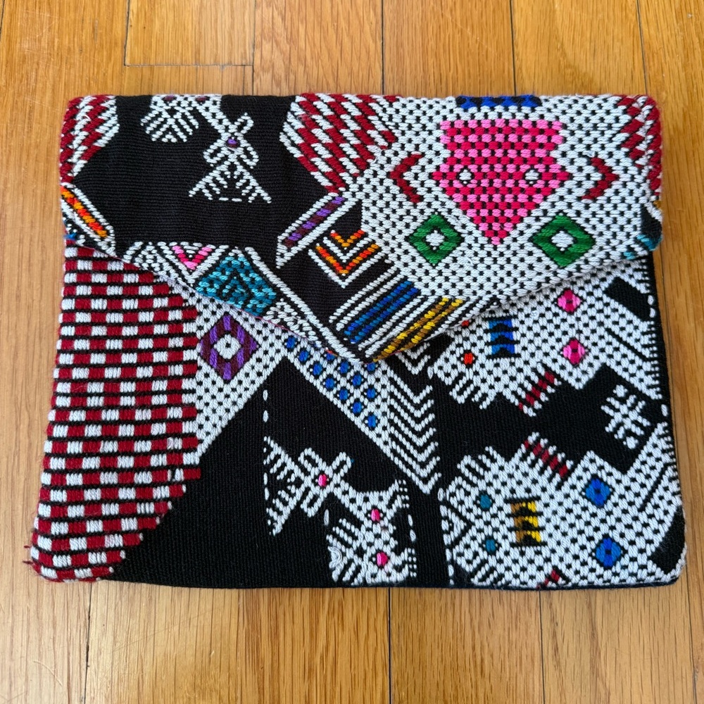 The Little Market Envelope Clutch